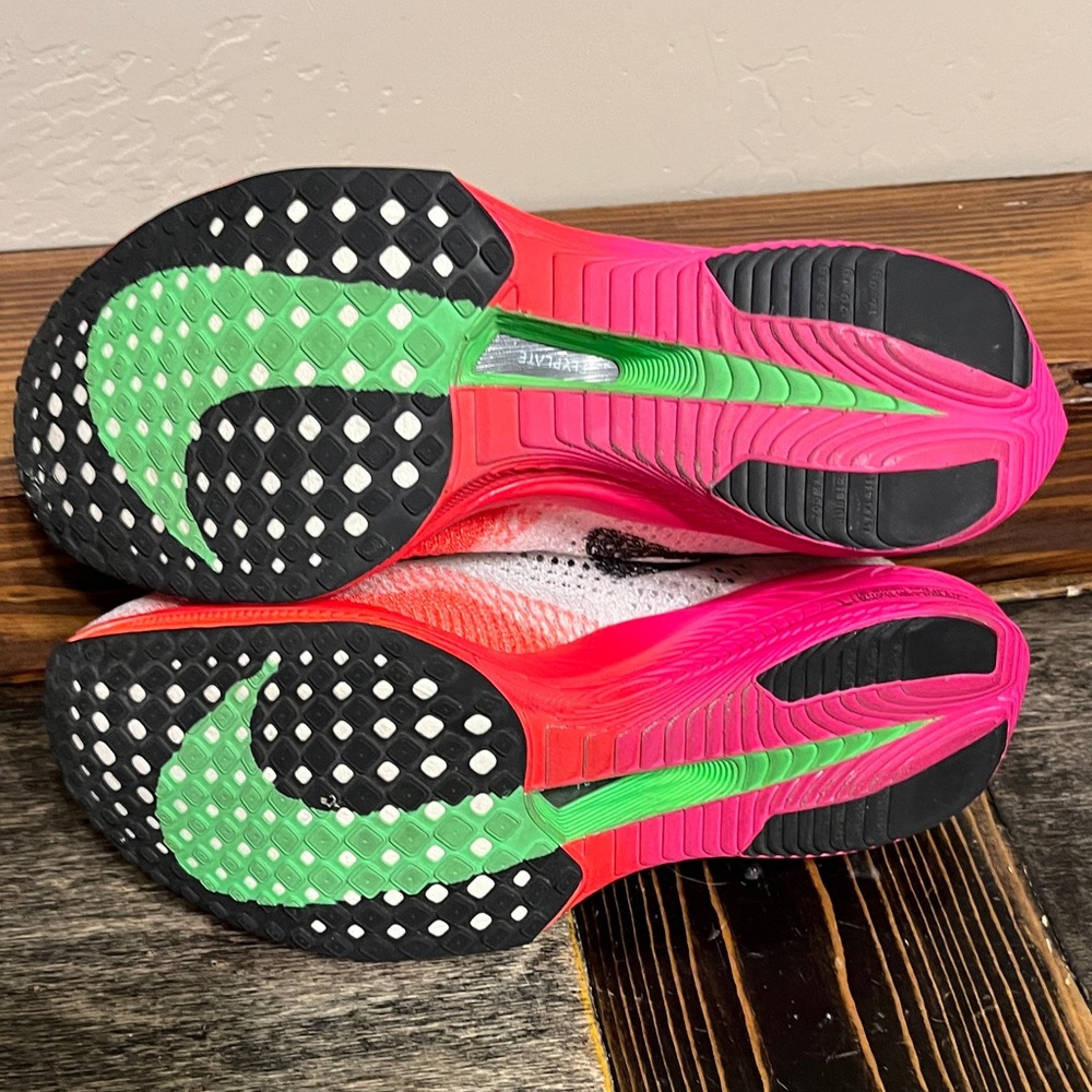 Nike Women's ZoomX Vaporfly 3 Running White/Bright Crimson - Picture 12 of 16